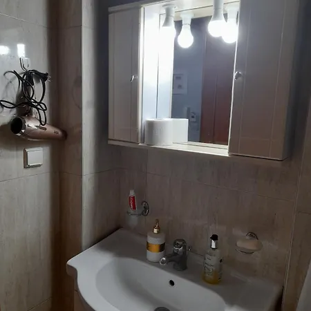 Nest דירה לריסה